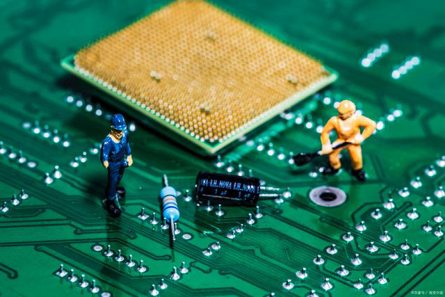 The Battle of Gemini: Who is the True King of the "high and low" between IC carrier boards and PCB boards?