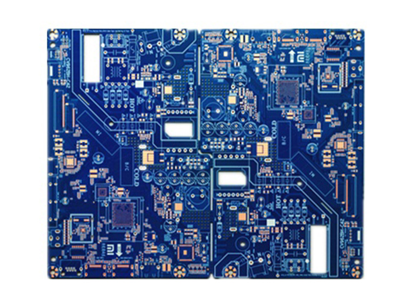 Il panorama competitivo e i principali ostacoli all'ingresso nel settore dei circuiti stampati (PCB)